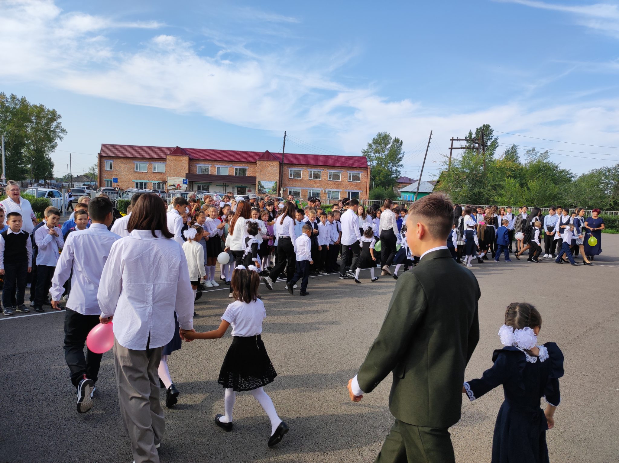 Погода аршаново. Село Аршаново Хакасия. Аршановская школа Хакасия. Праздник день знаний. Фото Аршаново.